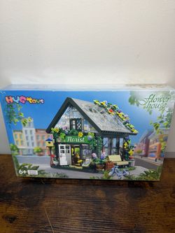 NEW HYG Toys Flower House Florist Greenhouse Building Block Set with LED Lights
