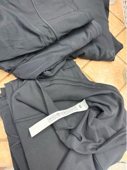 Five black pair of size 10 and 12 Lululemon pants