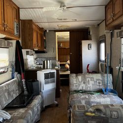 08 Wolfpack 30ft Fifth Wheel 