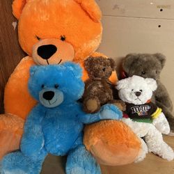 Teddy bear stuffies bundle 