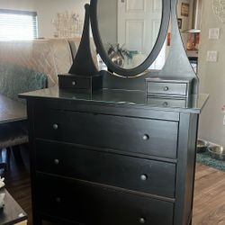 Mirror Dresser