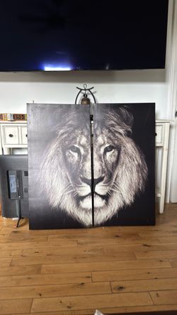 Picture frame of lion