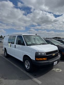 2021 Chevrolet Express 2500