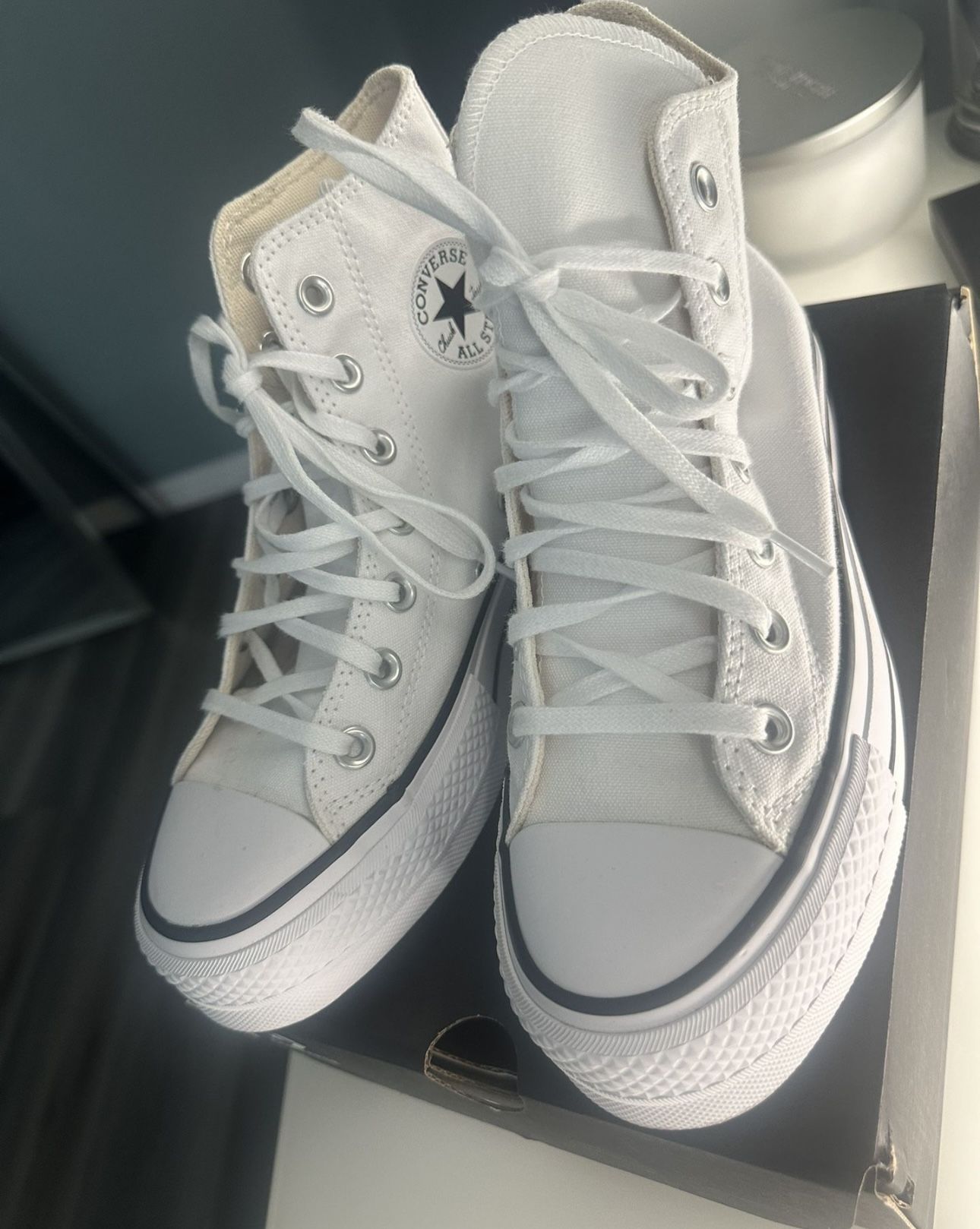 Converse White Platform