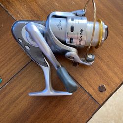 OKUMA AV 20 Avenger Fishing Reel