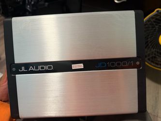 Amp &’ subwoofer for sale