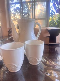 Princess house: coffee pot + four mugs set
