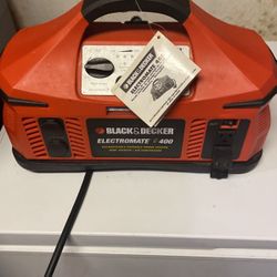 Black & Decker Electromate 400 AC/DC Portable Power Station 