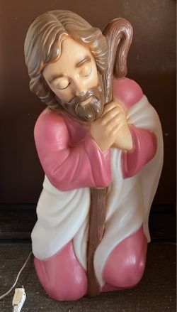 Vintage plastic blow mode of Joseph from A nativity set￼