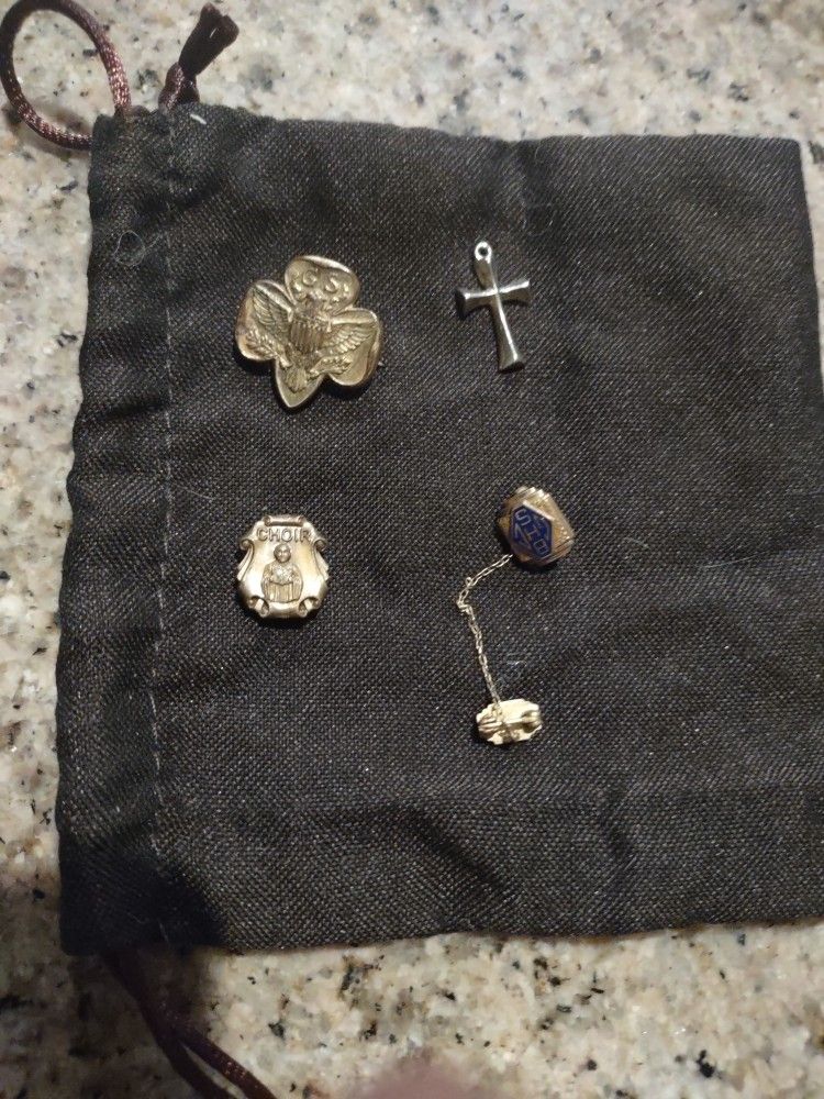 Misc Pins, 80 Years old, Girl Scouts, Bremerton High School 1950,Bremerton H. S.Choir