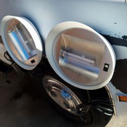 Magnetize Fluorescent Lights