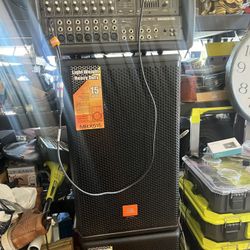 Bosinas  Jbl Y Mescladora 