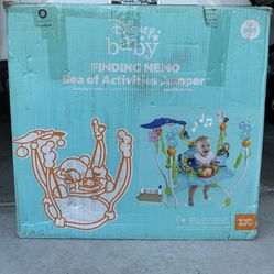 Finding Nemo Sea of activities Jumper