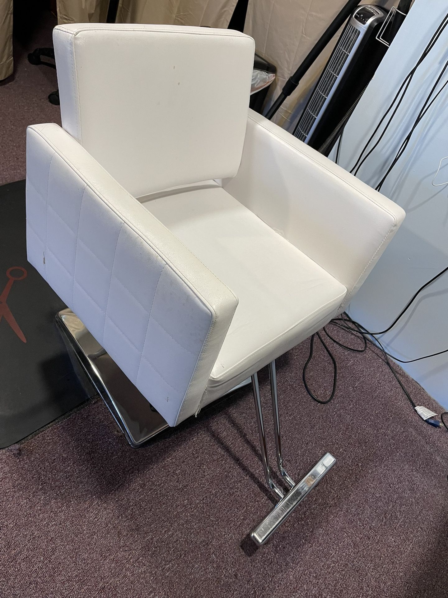 Hair Stylist Chair 