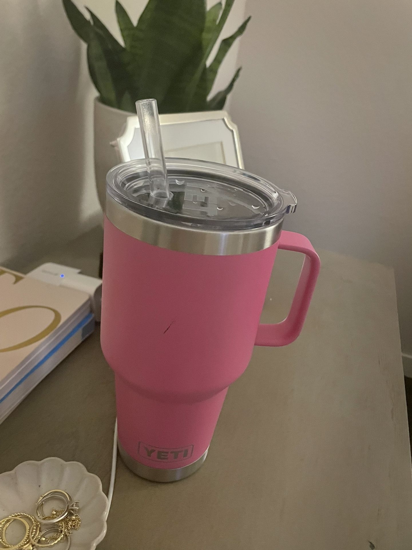 35 Oz Yeti
