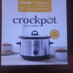 Crockpot Classic Slow Cooker 4.5 Qt 3 Heat Settings Brand New