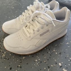Women’s Reebok Tennis shoes