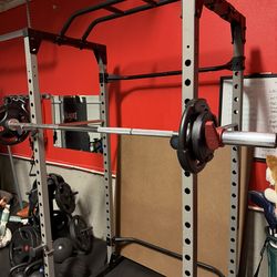 Squat Rack W/ Pull up bar