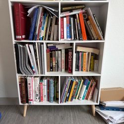 Marketplace Move-Out Sale