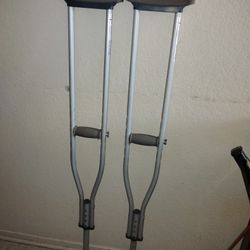 Crutches 🩼