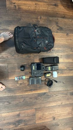 Canon 1Dx With A 24-70mm 2.8 L Lens And Many Extras