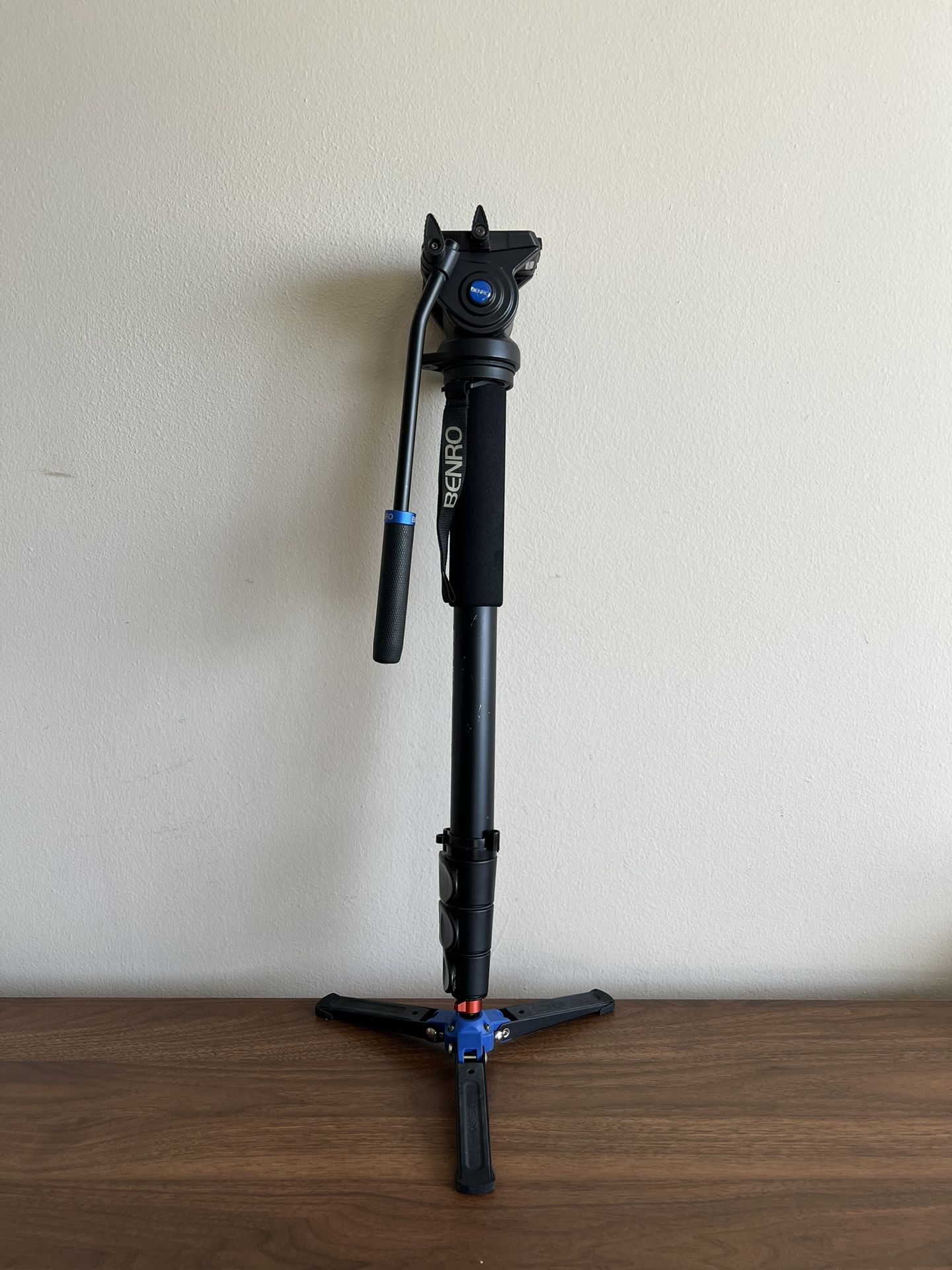 Benro A48FD Monopod + S4 Fluid Head