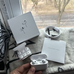 Airpods Pro Generation 2 + USB-C Charging Case