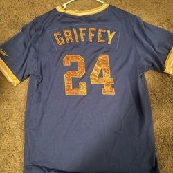 Ken Griffey Jr  Nike  TBTC Jersey Beautiful! Size L