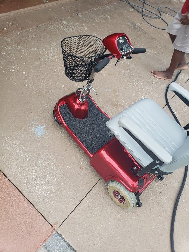 Rally Scooter 