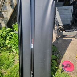 Tonneau Cover-Like New