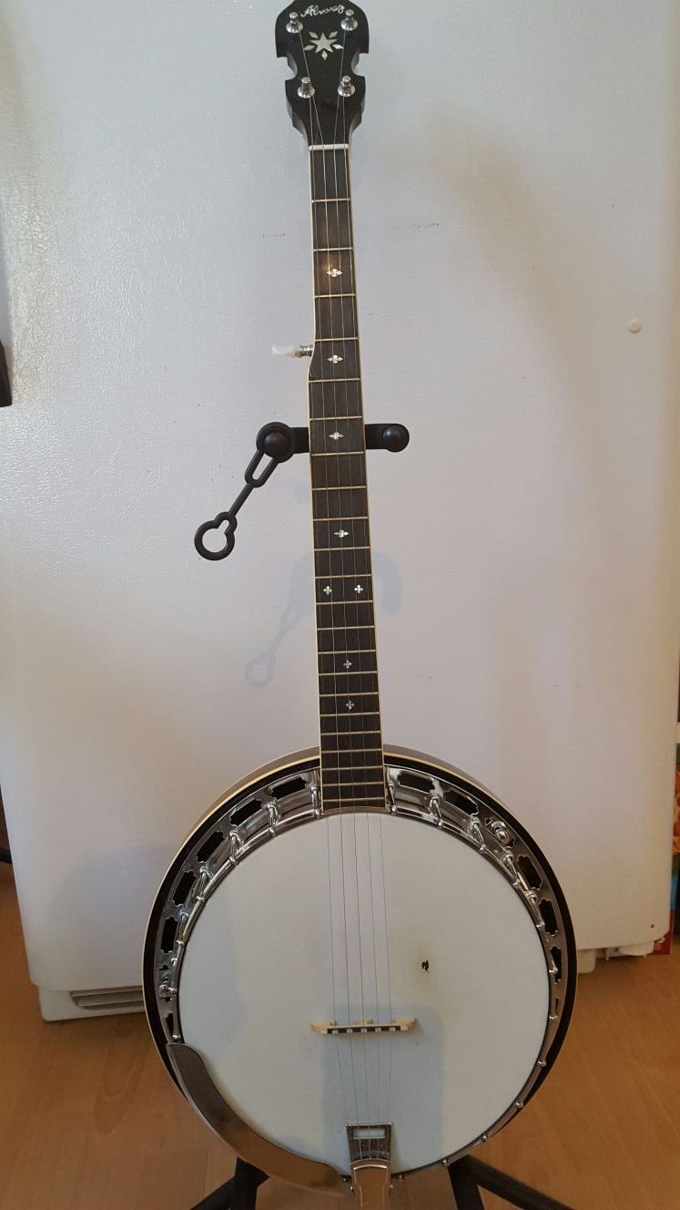 ALVAREZ MIJ VINTAGE 1979 5 STRING BANJO AND OHSC