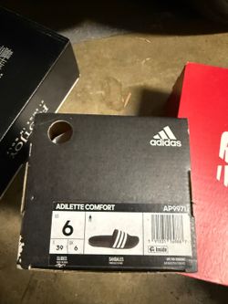 Adidas Adilette Comfort Slides - Core Black - US 6 (UK 6) - AP9971 - Brand New in Box