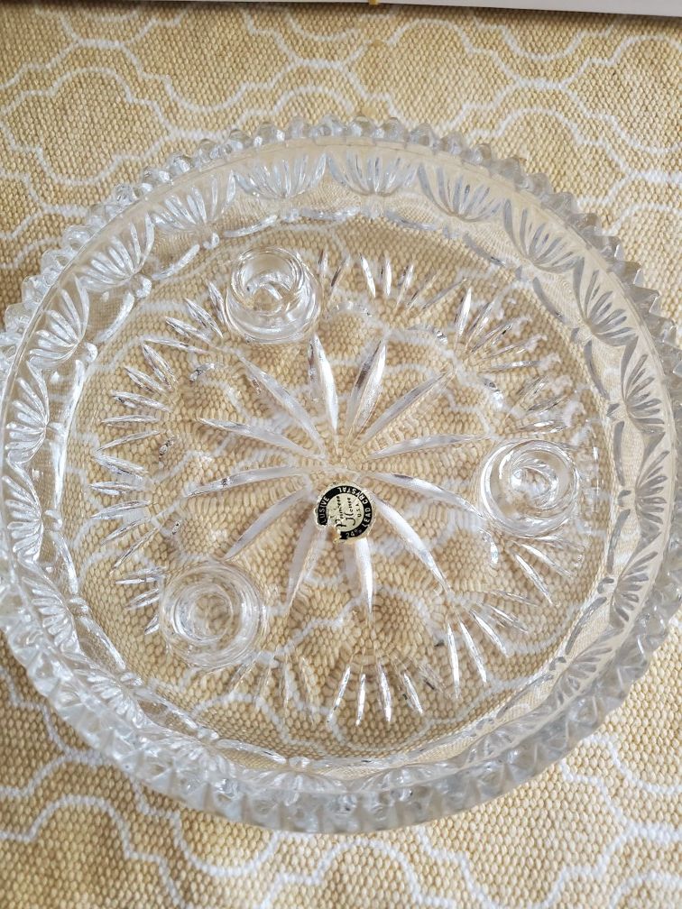New! Gorgeous Crystal dish. About 8 inches wide.