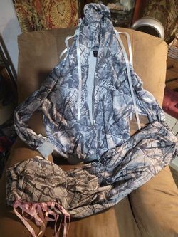 New Camo Ribbon Sweat Pants/ Sweat Shirt Set