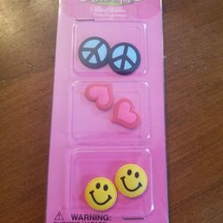 bow-tique embellishment 6 pieces peace sign, heart and smiley faces