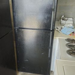 Backup Refrigerator / Garage Refrigerator