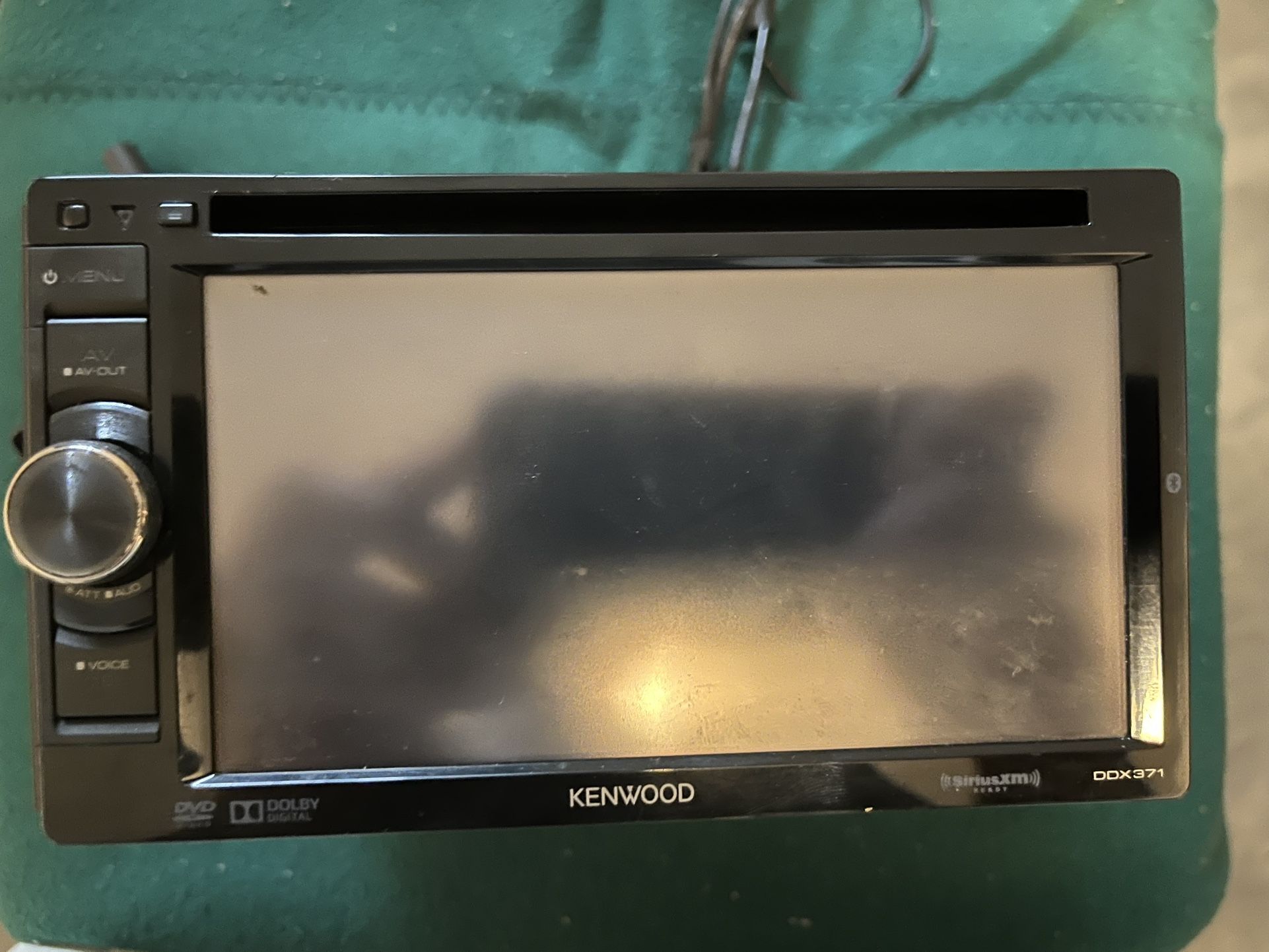 Kenwood Double Din Radio With Remote