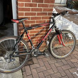 Trek 6500 Mountain Bike for Sale in Mount Prospect IL OfferUp