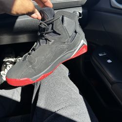 jordan true flight size 9.5 