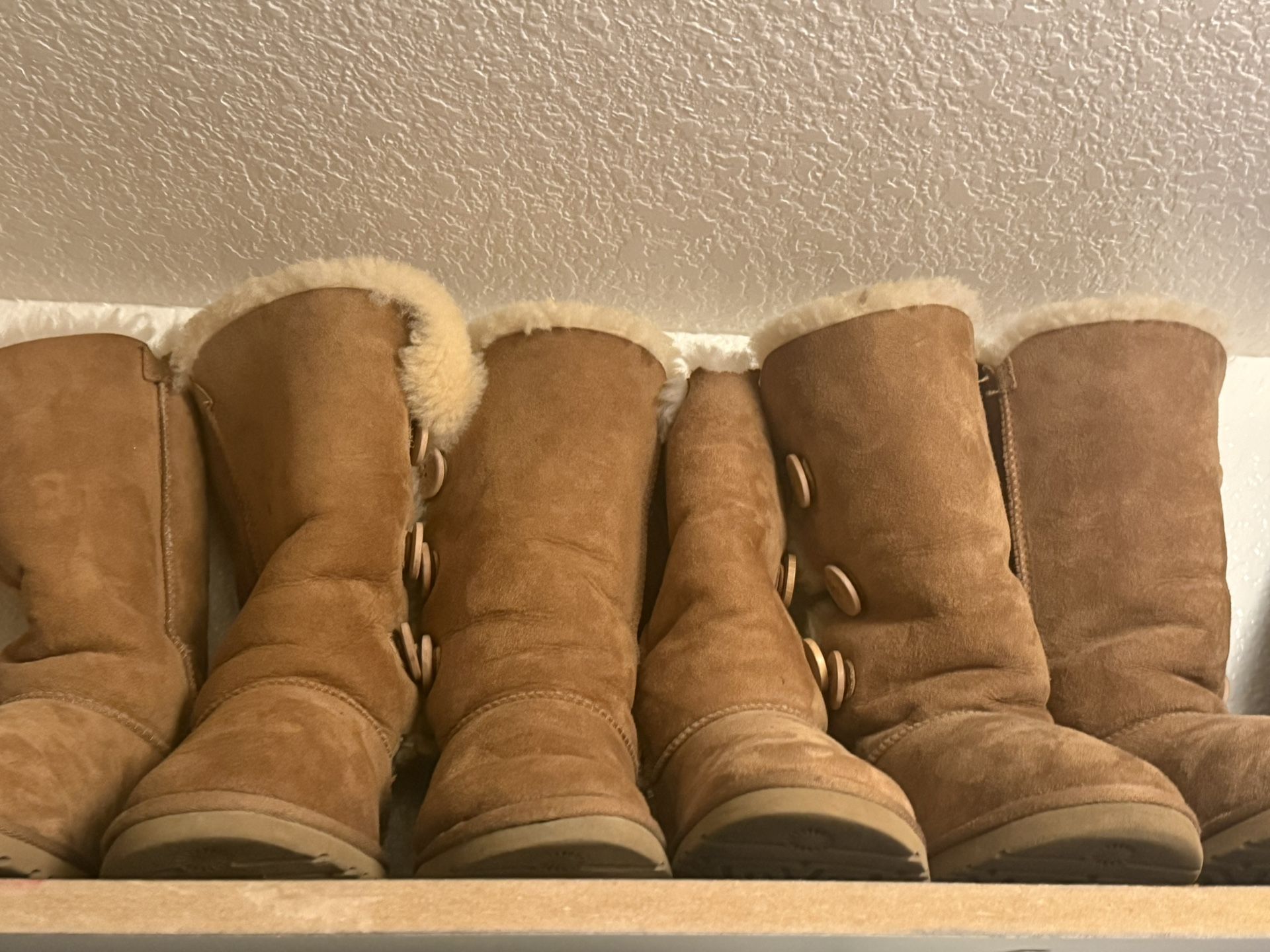 Uggs Size 6 And 7 Great Shape $60 Each