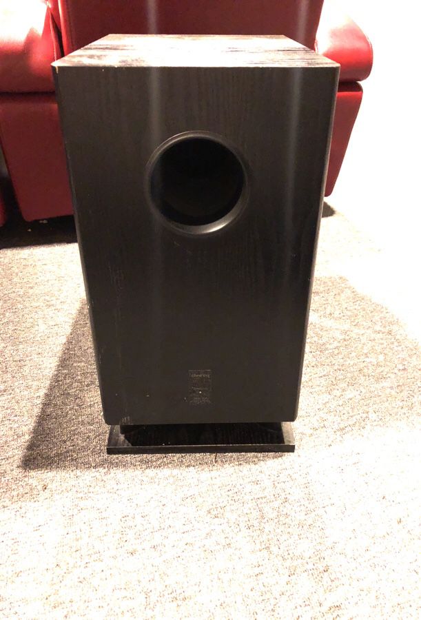 ONKYO powered subwoofer Model No. SKW-200