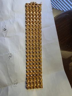 Gold Bracelet 50.4 pennyweight 18 karat gold real