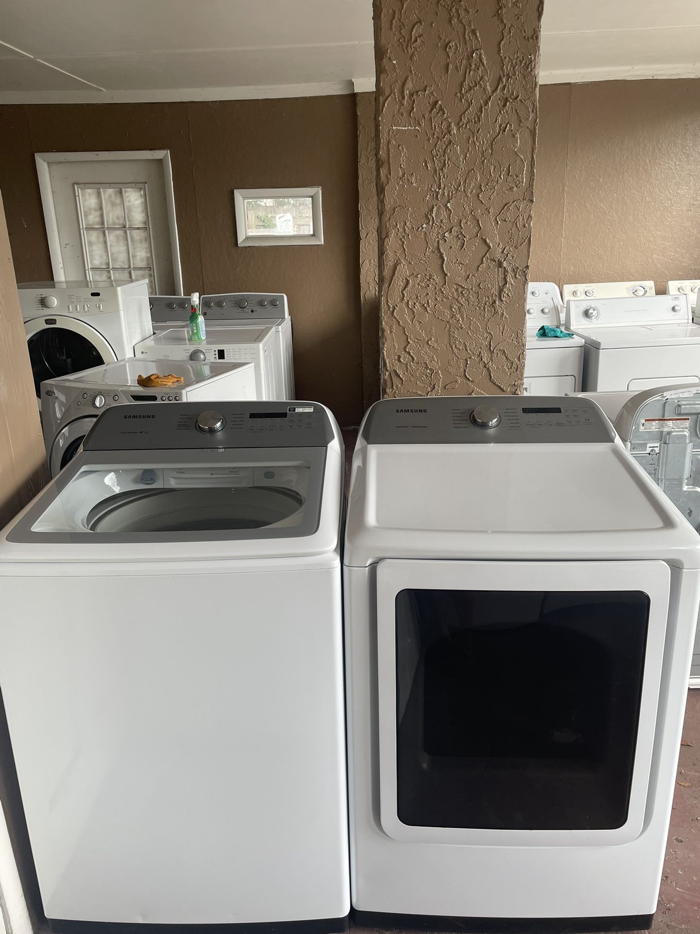 Samsung XL Washer And Dryer Set (30 Day Warranty)