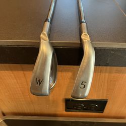 PING G Series Golf Clubs - 5 Iron & Pitching Wedge
