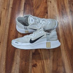 Nike Reposto NKE72 Low-Top Sneakers/men's size 9