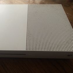 Xbox One S Great Condition