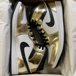 Nike Air Jordan 1 Mid “Metallic Gold” Men’s 11 US - Brand New