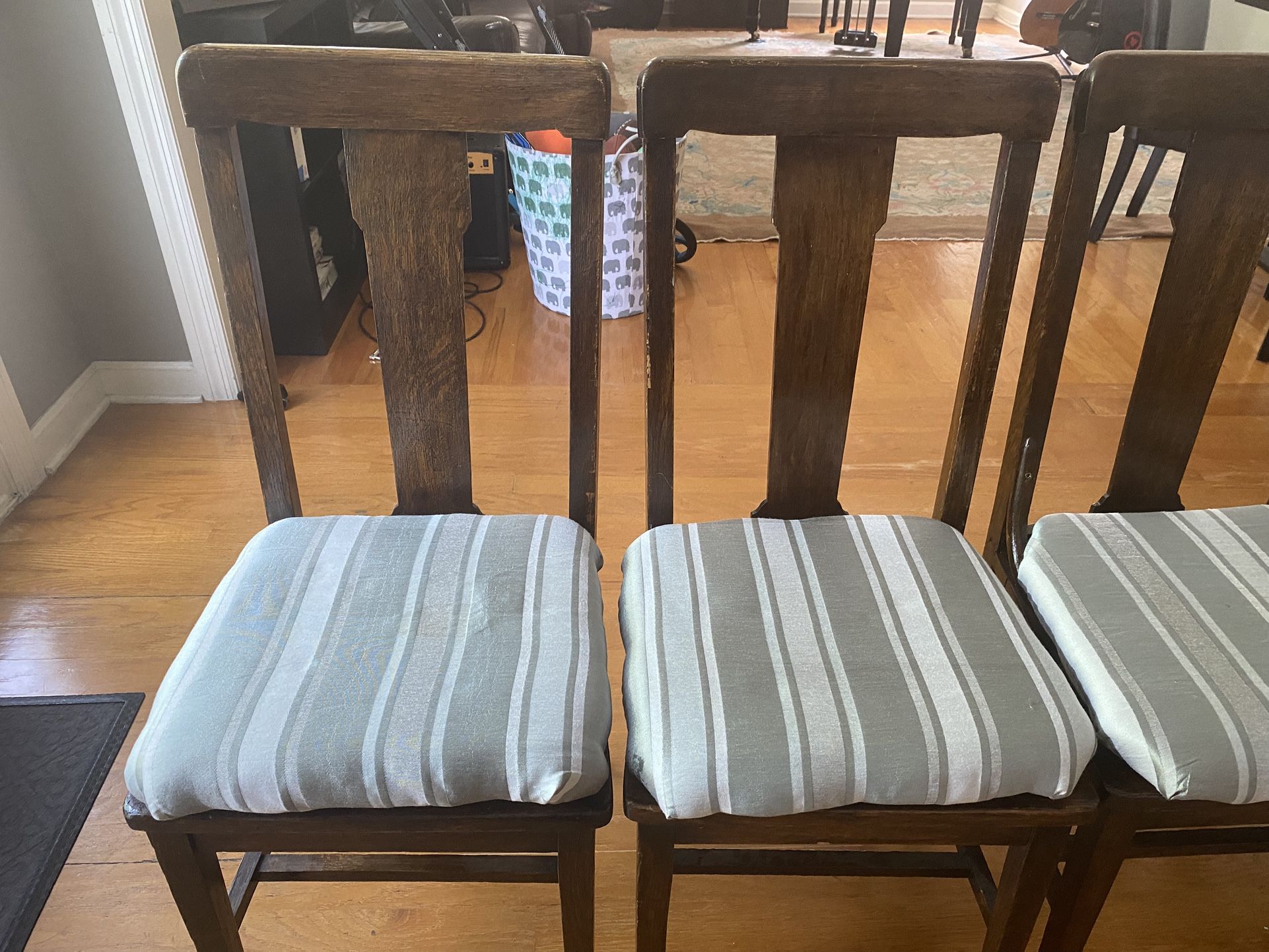 Wisconsin Chair Co. Antique 6 Dinning Chairs $30.00/$180.00