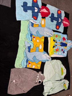 Toallas de baño para niño ($15 x todas)