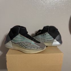 Yzy Qntm “Teal Blue”